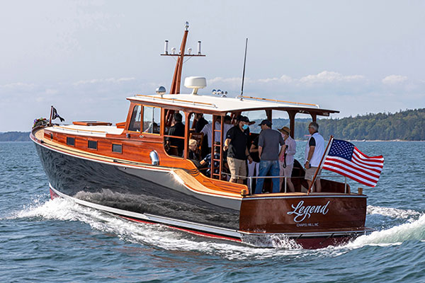 WHEELER 38 – Wheeler Yacht Company